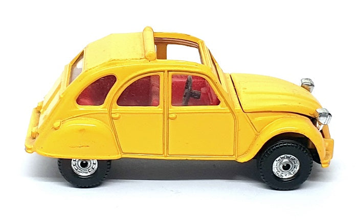 Corgi Diecast 15425G - Citroen 2CV6 - Yellow