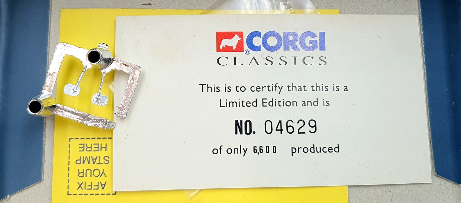 Corgi 1/43 Scale 31006 - Thames Trader Dropside Truck & Morris 1000 Van Set