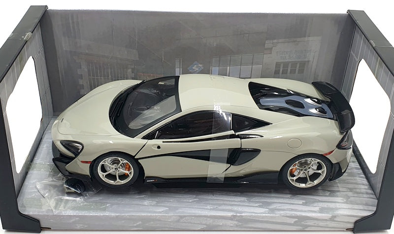 Solido 1/18 Scale Diecast S1804506 McLaren 600LT Coupe 2018 - Blade Silver
