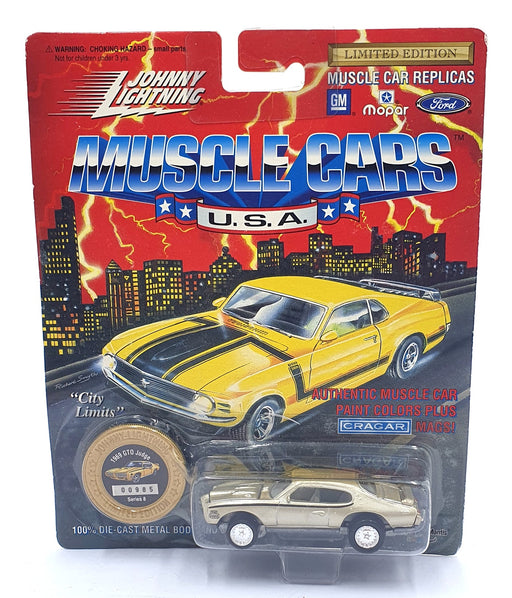 Johnny Lightning 1/64 Scale 200-180 - Muscle Cars 1969 Pontiac GTO Judge - Gold