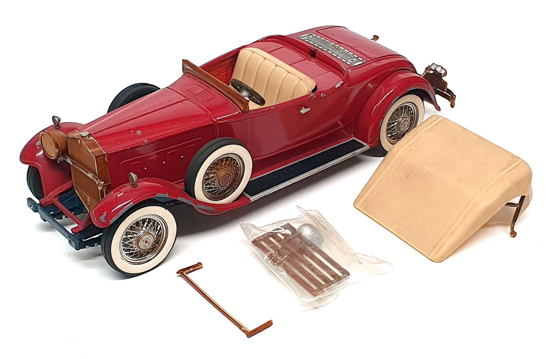 Hubley Toys Appx 22cm Long Diecast 31025E - Lancaster PA 895K - Red