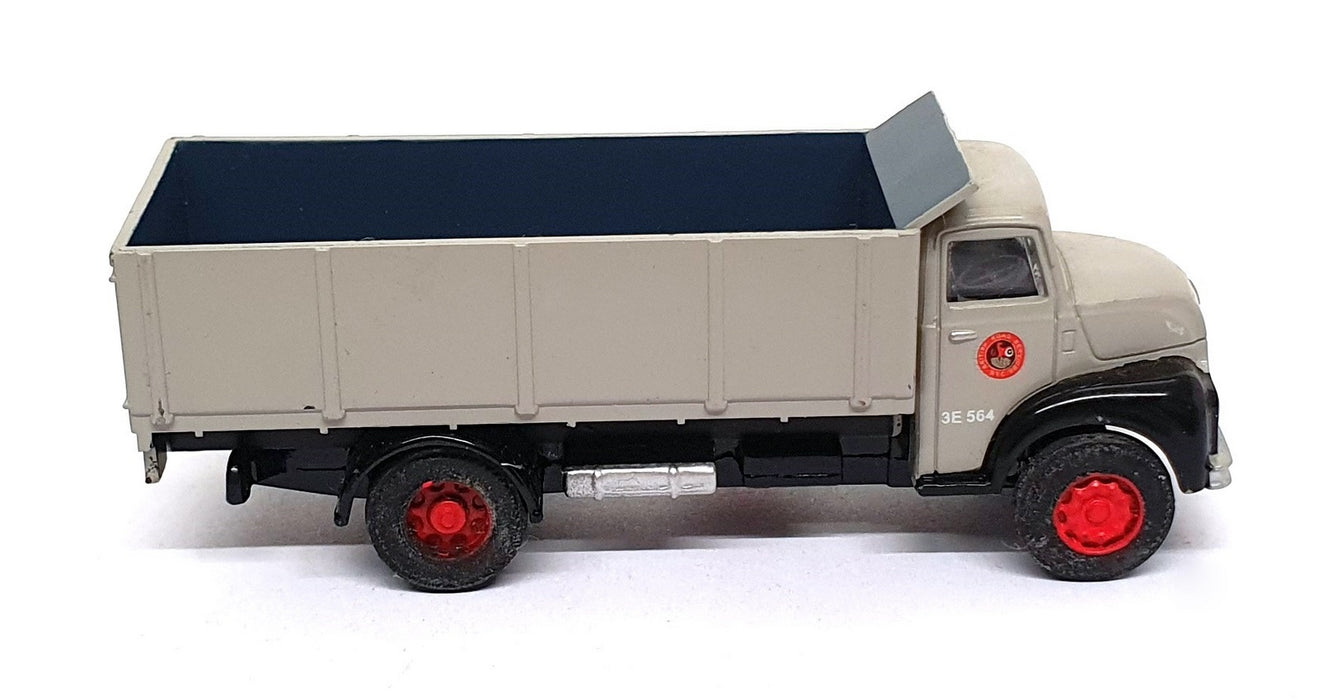 Base Toys 1/76 Scale D-07 - Leyland Comet Tipper Truck  - Grey