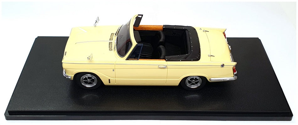 Cult Models 1/18 Scale CML068-3 - Triumph Vitesse MkII DHC - Yellow