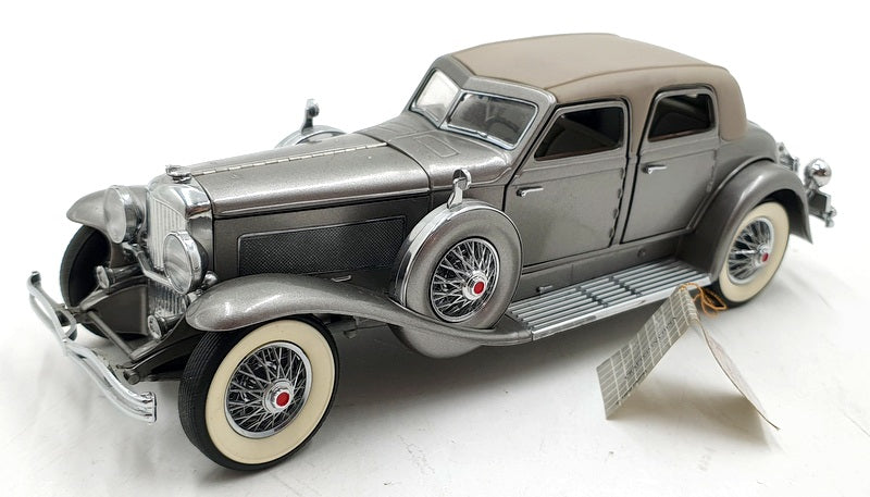 Franklin Mint 1/24 Scale 6525Q - 1933 Duesenberg SJ Twenty Grand  Silver/Grey