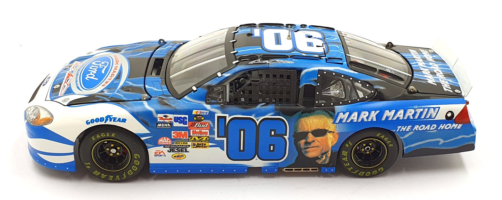 Team Caliber 1/24 Scale M5206197BP - Ford Taurus Nascar #6 Brick Paver - Martin