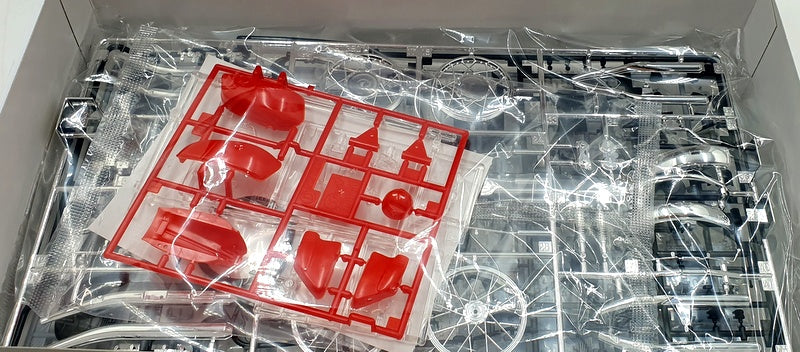 Hasegawa Kits 1/12 Scale 21756 - Suzuki GT380B 1972 - Red