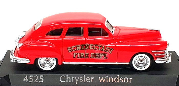 Solido 1/43 Scale 4525 - Chrysler Windsor Schenectady Fire Dept. - Red