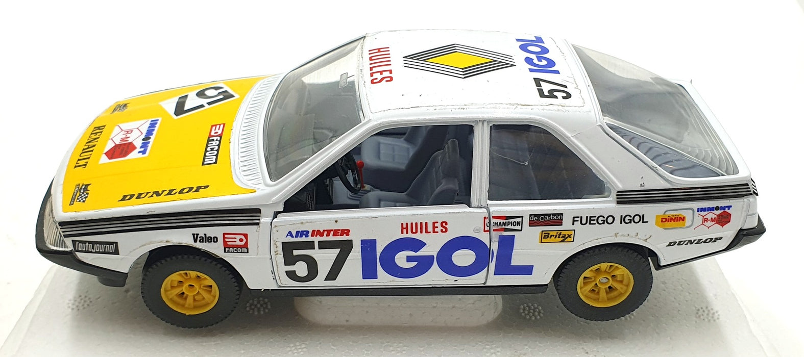 Burago 1/24 Scale Diecast 9149 - Renault Fuego #57 IGOL - White/Yellow