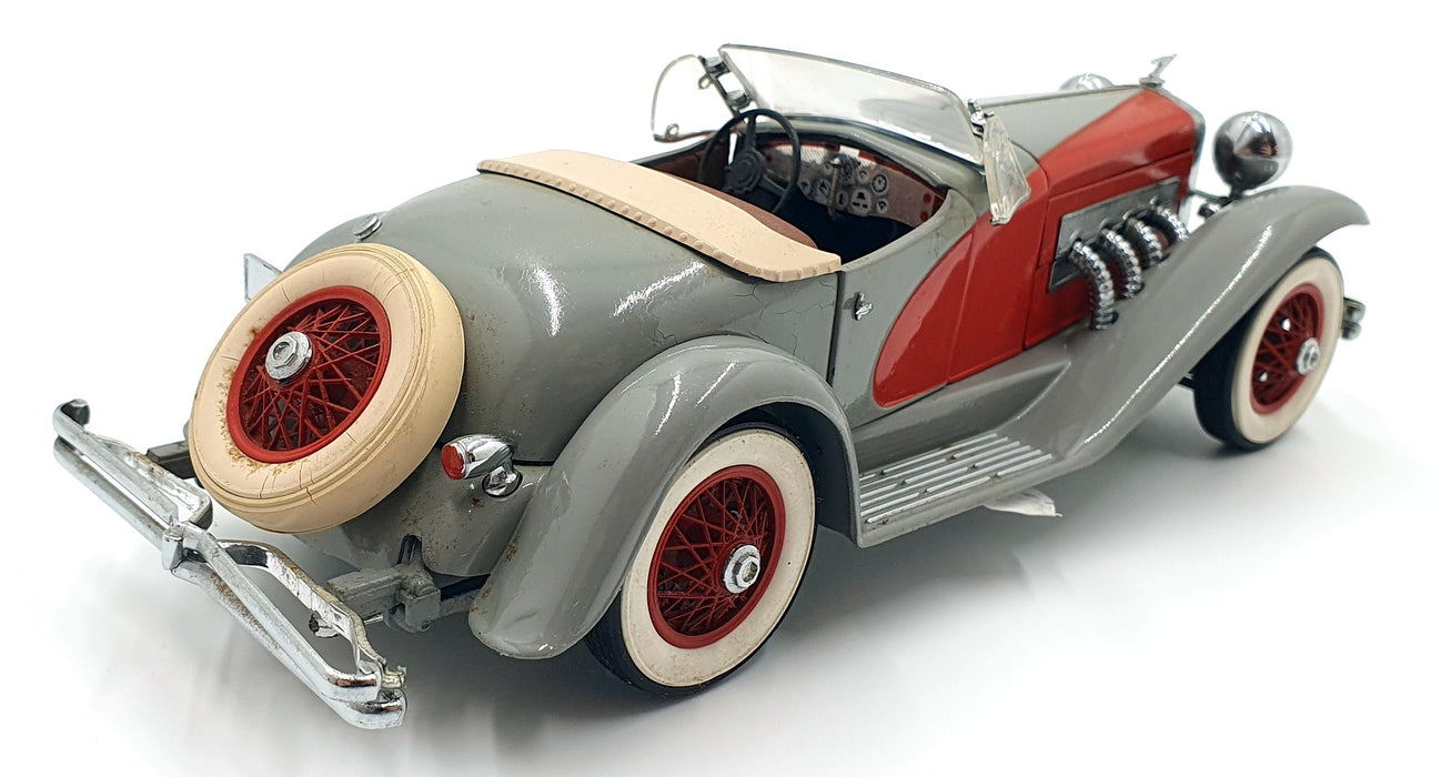Danbury Mint 1/24 Scale Diecast 13126C - 1935 Duesenberg SSJ - Grey/Red