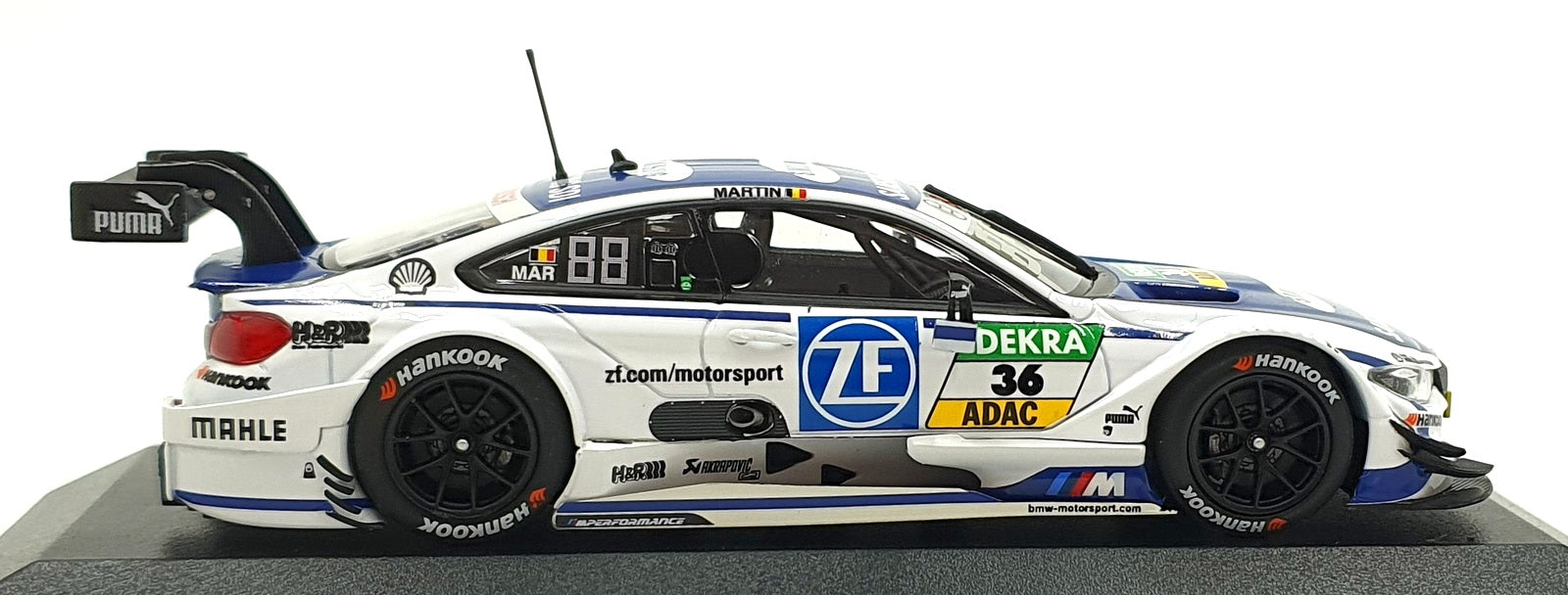 Minichamps 1/43 Scale 410 162436 - BMW M4 DTM (F82) #36 2016 - Martin