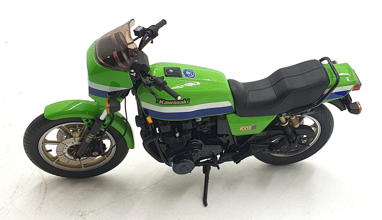 Milestone 1/12 Scale Diecast BK127 - Kawasaki Z1000R1 - Green