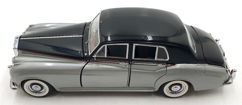 Franklin Mint 1/24 Scale B11UZ91 - 1955 Rolls Royce Silver Cloud - Black/Silver