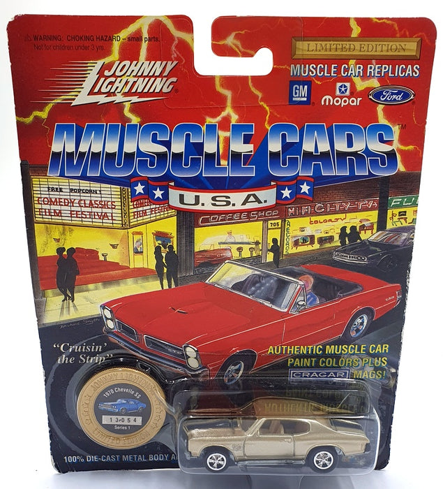 Johnny Lightning 1/64 Scale 200-100 Muscle Cars 1972 Chevrolet Chevelle SS Gold