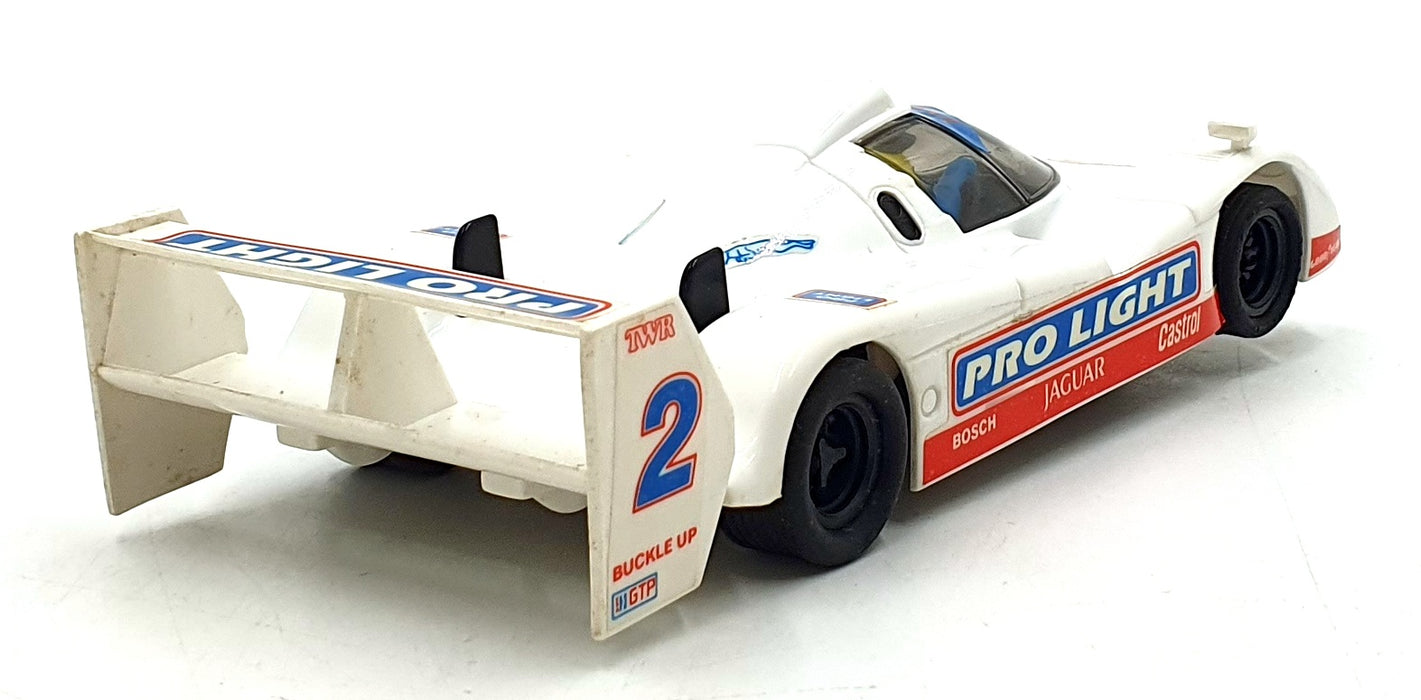 Matchbox SCX 1/32 Scale Slot Car 93170.20 - Jaguar XJR #2 14 "Pro Light"