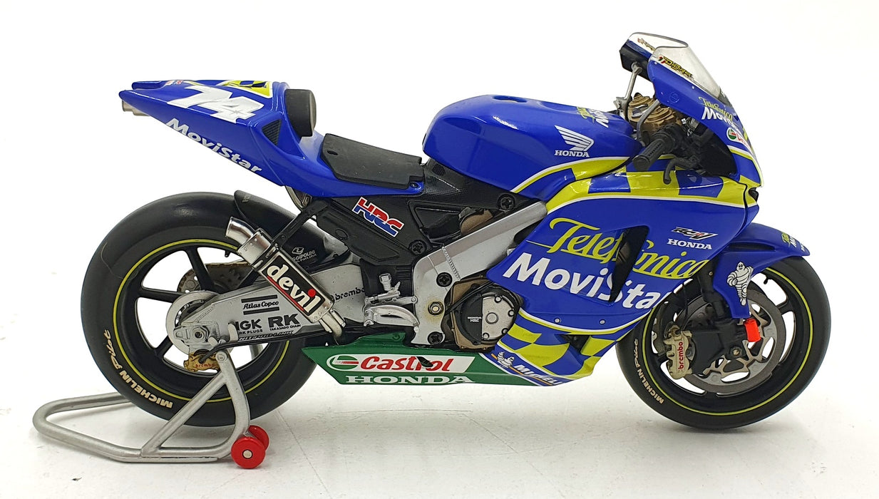 Minichamps 1/12 Scale Diecast 122 037174 - Honda RC211V Telefonica Movistar