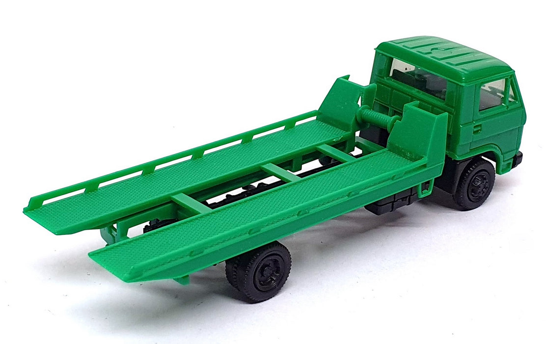 Herpa 1/87 Scale 817 500 - MAN Car Transporter Truck - Green