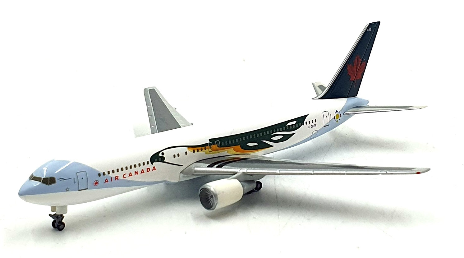 Herpa 1/500 Scale 504430 - Boeing 767-300 "Free Spirit" Air Canada