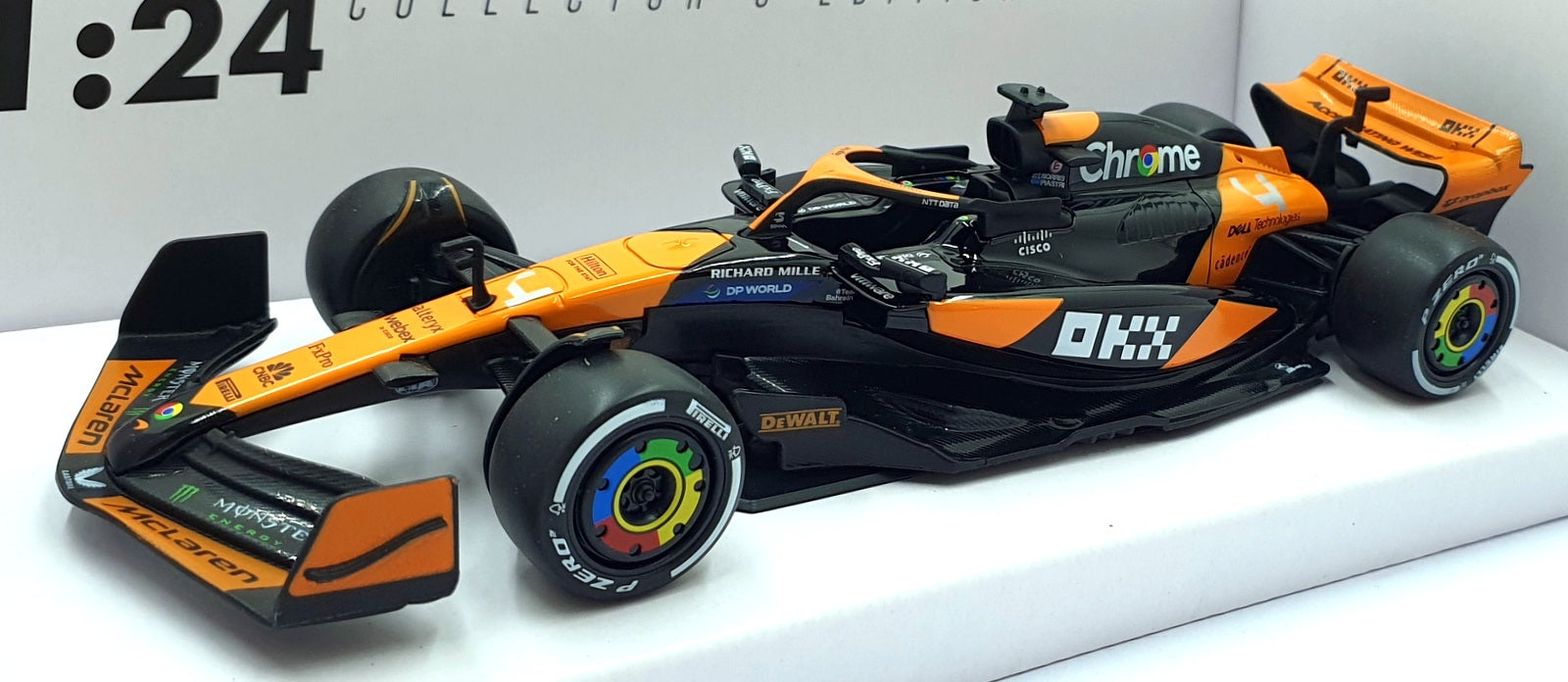 CMJ 1/24 Scale Diecast  124MLF1 - McLaren F1 #4 - Norris/Piastri