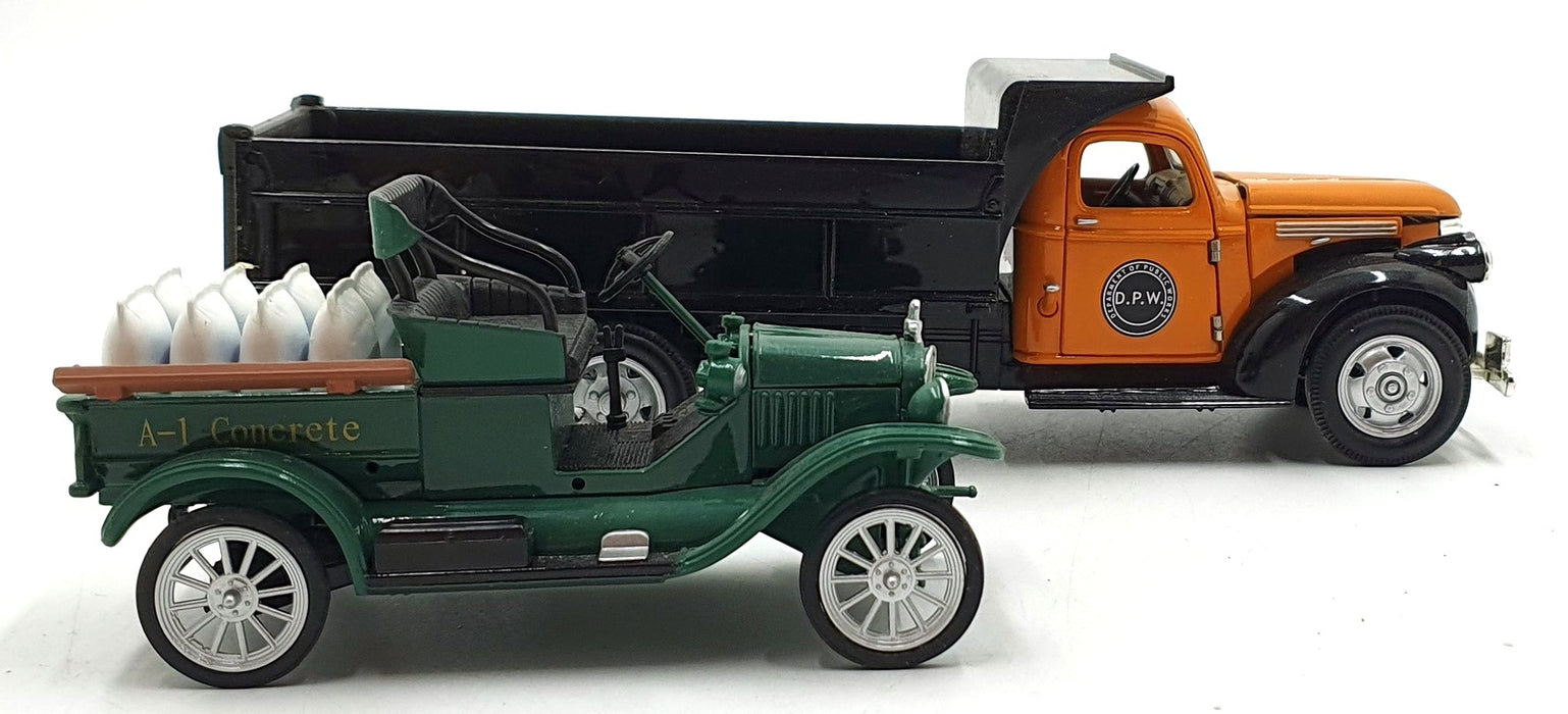 National Motor MM 1/32 Scale VTY8 - 1922 Ford Pickup 1941 Chevy Dump Truck