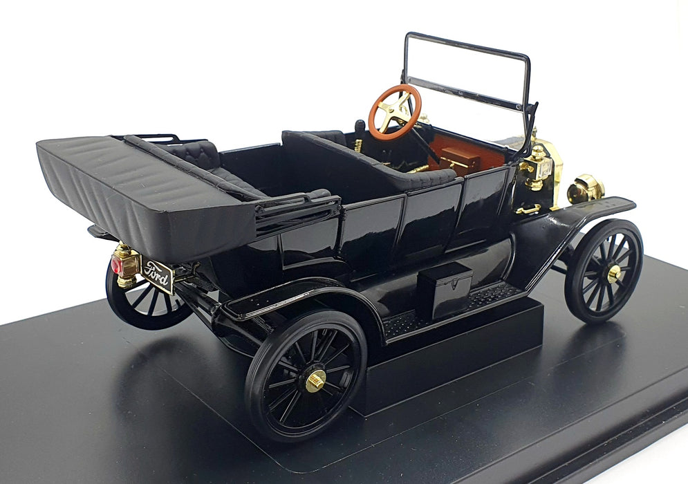 Universal Hobbies 1/18 Scale 4301 - Ford Model T Sedan - Black