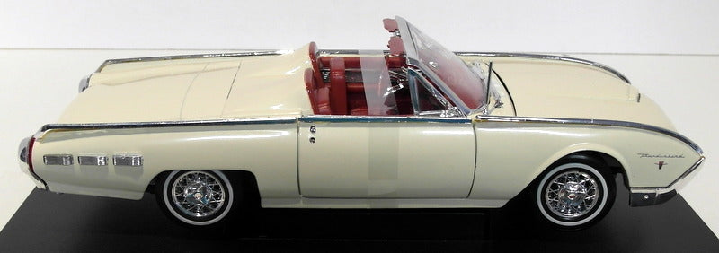 Welly 1/18 Scale Diecast 19868W - 1962 Ford Thunderbird Sports Roadster - Cream
