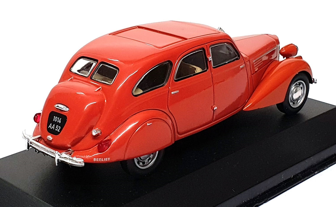 Whitebox 1/43 Scale Diecast WB100 - 1939 Berliet 11CV Dauphine - Dk. Orange