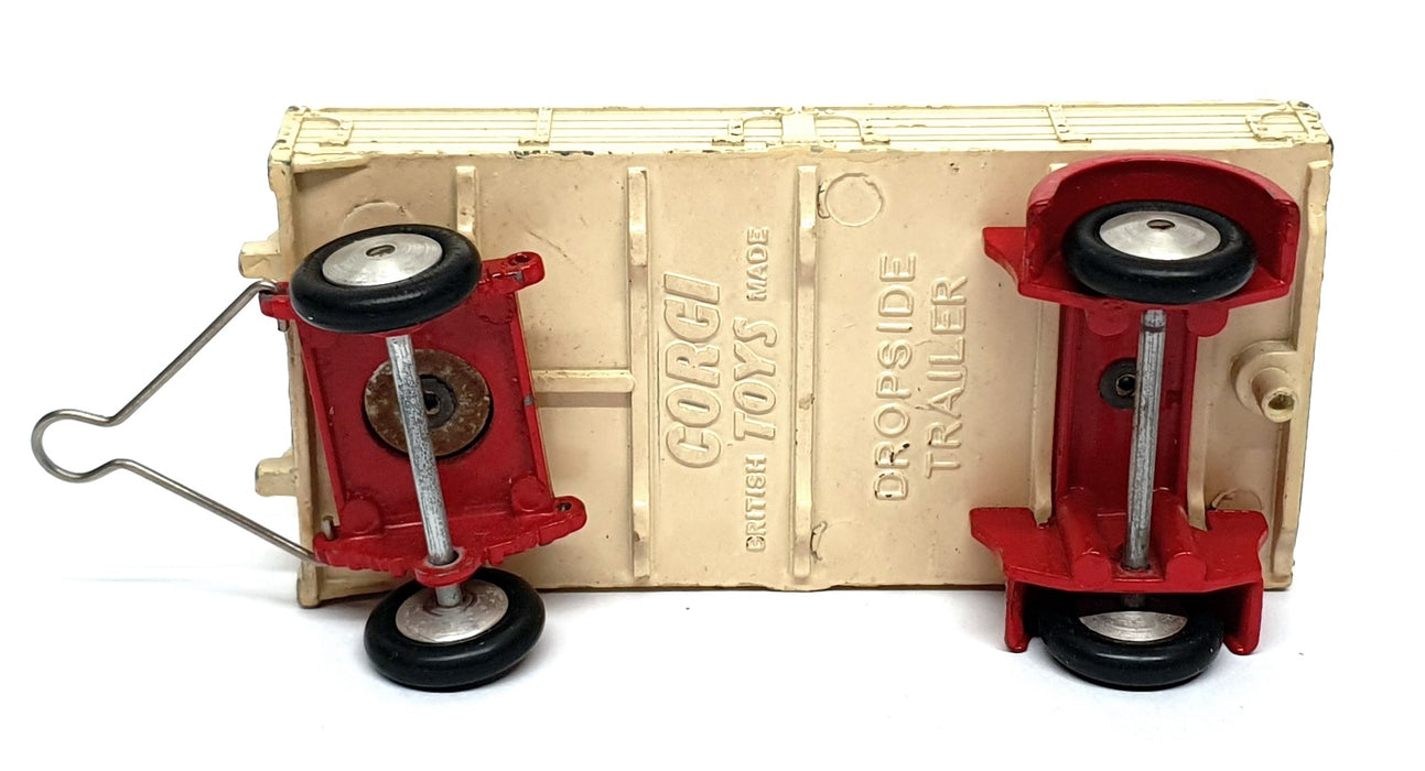 Corgi Toys Appx 9cm Long Model 100 - Dropside Trailer - Cream/Red