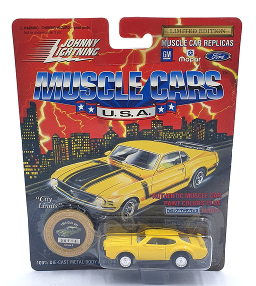 Johnny Lightning 1/64 Scale 200-190 - Muscle Cars 1969 Oldsmobile 442 - Yellow