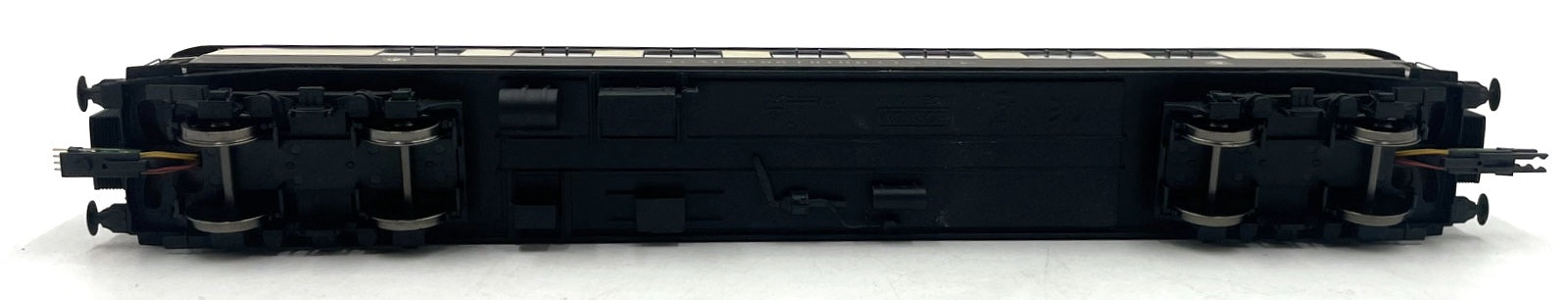 Hornby OO Gauge (1/76) R 4512 - Brighton Belle Car Trailer 3rd Class No. 86