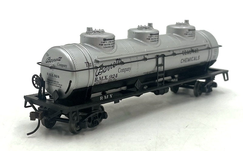 Athearn 73680 (1/87) Scale  - Triple Dome Tank Car 924 Barrett Company