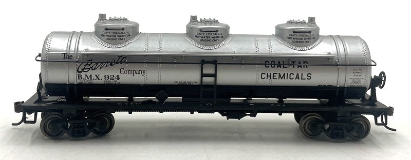 Athearn 73680 (1/87) Scale  - Triple Dome Tank Car 924 Barrett Company