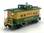 Athearn 74332 (1/87) Scale  - 4 Window Caboose #94037 Reading Company