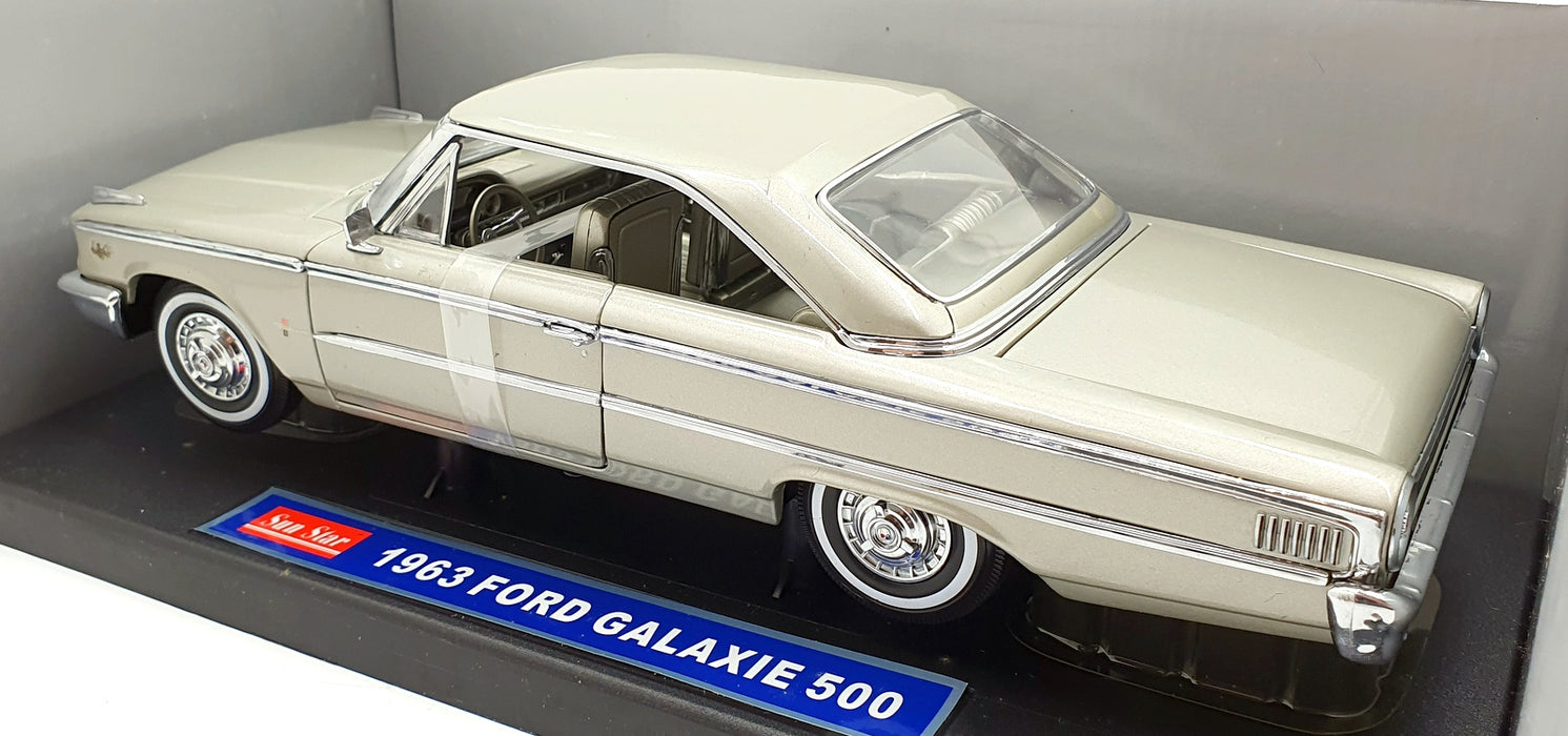 Sun Star 1/18 Scale Diecast 1461 - 1963 Ford Galaxie 500 - Silver