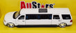 Maisto 1/24 Scale Diecast 31252 - Lincoln Navigator Limo - White
