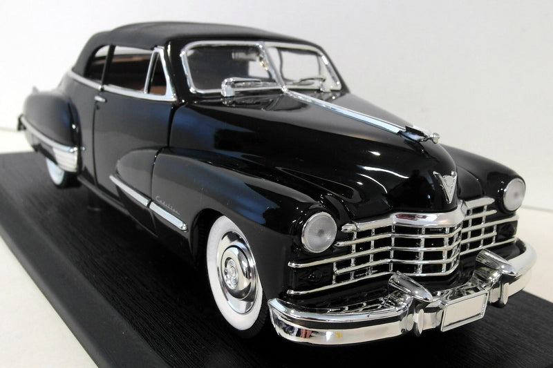 Anson 1/18 Scale diecast 30345 - 1947 Cadillac Series 62 - Black