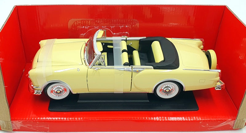Road Signature 1/18 Scale Diecast 92798 - 1953 Packard Caribbean - Cream