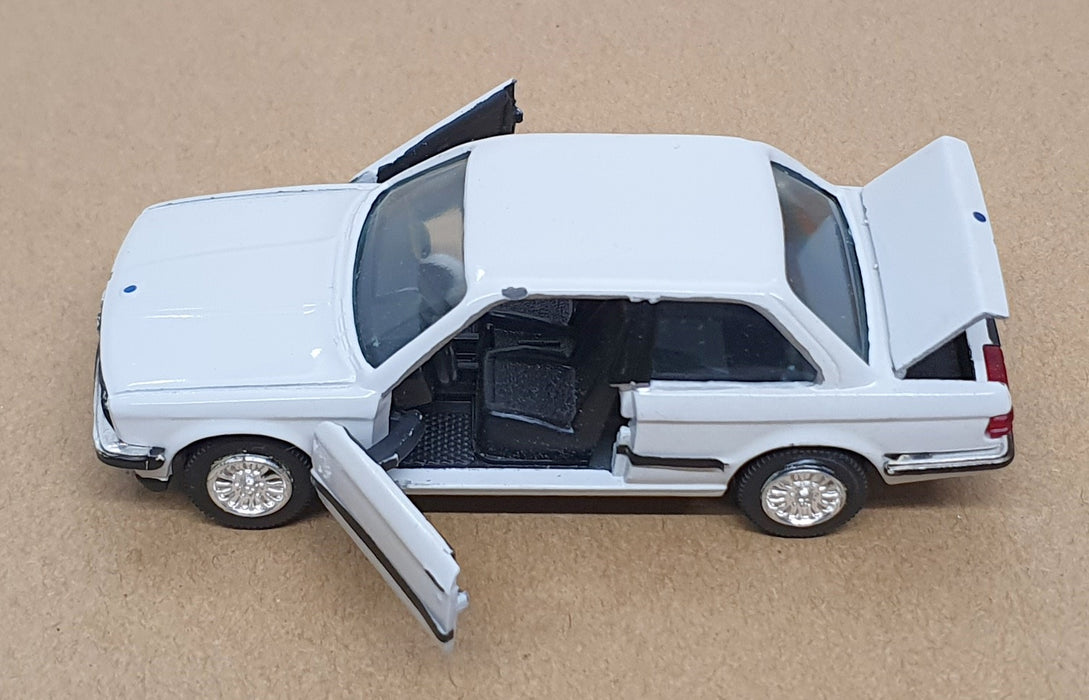 Gama 1/43 Scale Diecast 1166 - BMW 323i - Lt. Grey