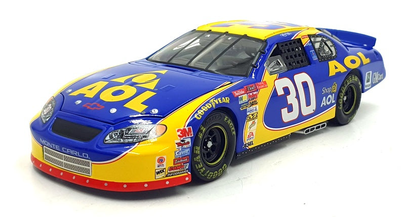 Action 1/24 Scale 103527 - Chevrolet Nascar AOL #30 Monte Carlo 2003 - Green