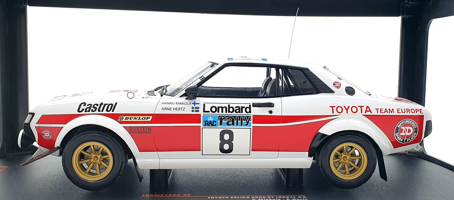 IXO 1/18 Scale 18CMC189A.22 - Toyota Celica 2000 GT (RA21) #8 RAC Rally 1977