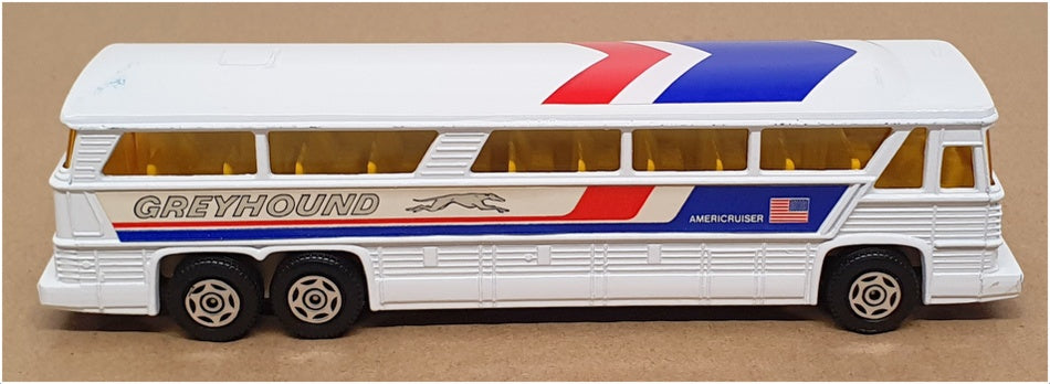 Corgi 16.5cm Long 2008 - Greyhound MC-8 Americruiser Bus - White/Red/Blue