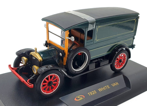 Signature Models 1/32 Scale 12326A - 1920 White Van - Green/Red Wheels