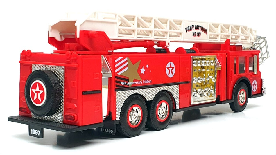 China Brand 1/35 Scale CBFE03 - Battery Operated Texaco Aerial Tower Fire Truck