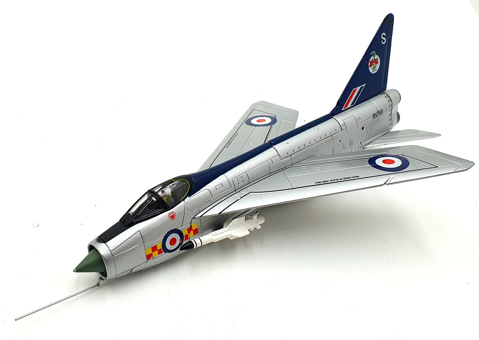 Corgi 1/72 Scale 49402 - EE Lighting F2 92 Sqn RAF Aerobatics Team