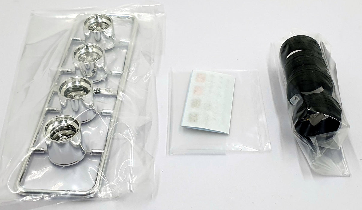 Aoshima 1/24 Scale 05234 - Techno Phantom 14' Wheels & Tyres Set #31