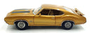 Acme 1/18 Scale Diecast A1805604 1970 Oldsmobile 442 Holiday Coupe - Gold