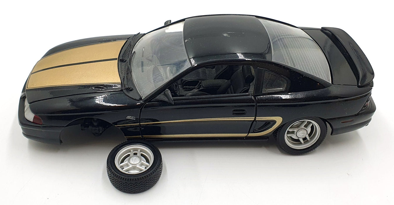 Universal Hobbies 1/18 Scale Diecast 16126L - 1994 Ford Mustang - Black/Gold