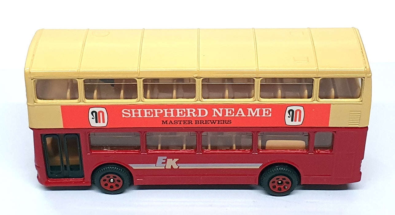 Corgi Appx 13.5cm Long C675/13  - Metrobus East Kent Rt. 8 - Beige/Red