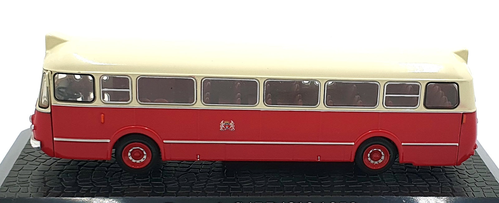 Atlas Editions 1/72 Scale 7 163 135 - 1953 Renault S45 R4210 - Red/Cream