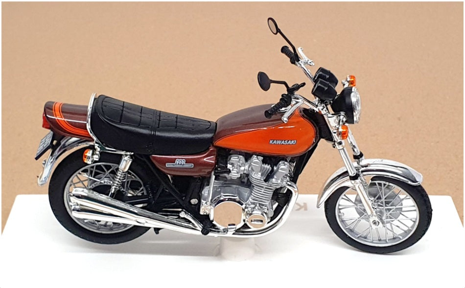 Norev 1/18 Scale 182031 - 1973 Kawasaki Z900 Motorbike - Brown/Orange
