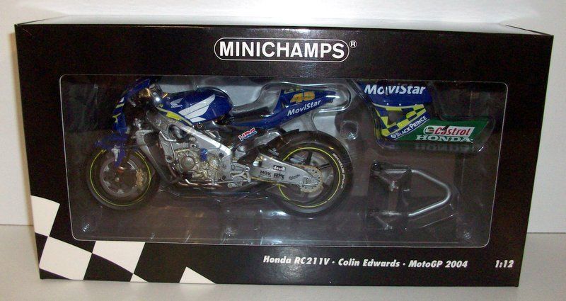 Minichamps 1/12 Scale 122 041045 Honda RC211V Telefonica Colin Edwards MotoGP 04